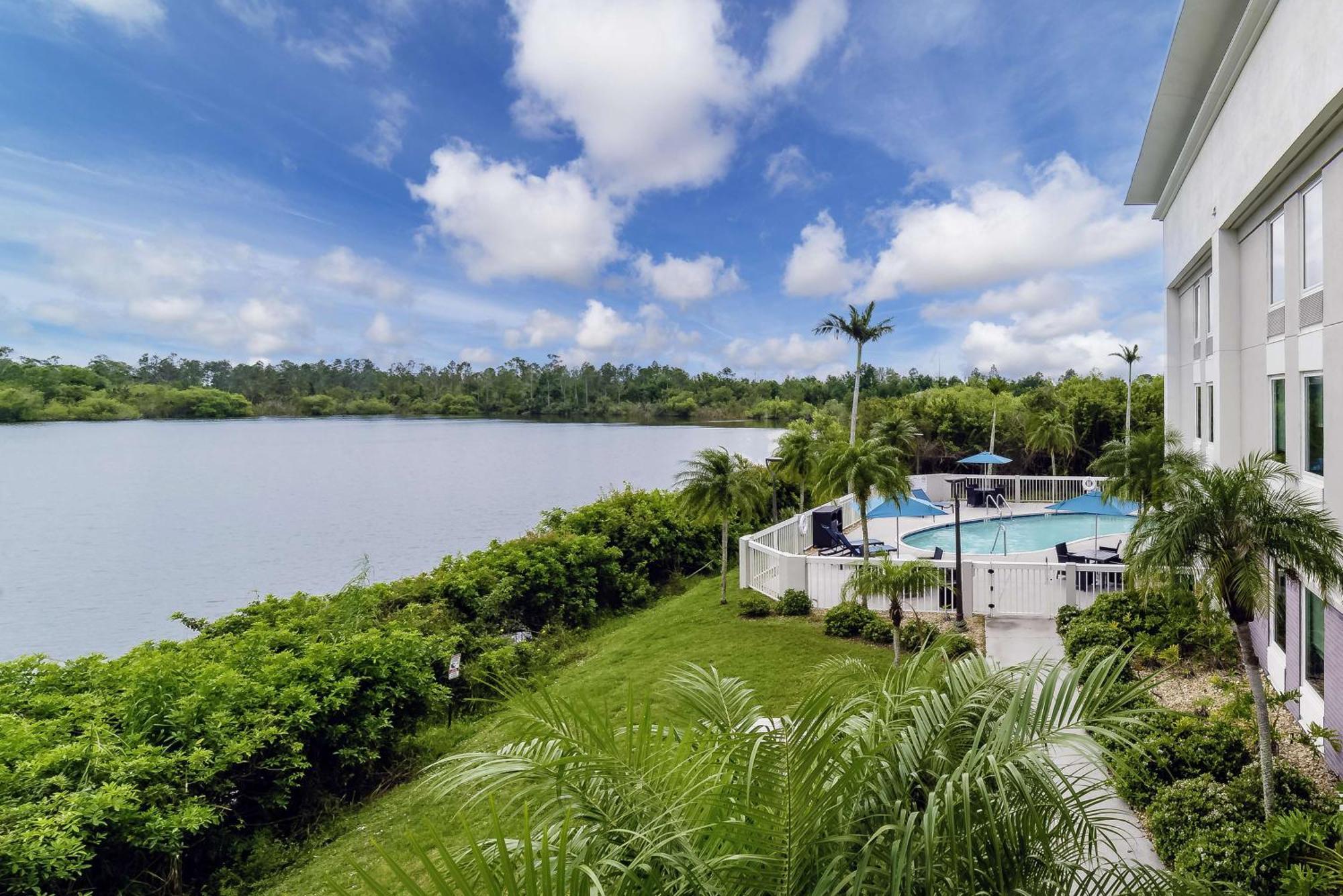 Hampton Inn Port Charlotte Esterno foto